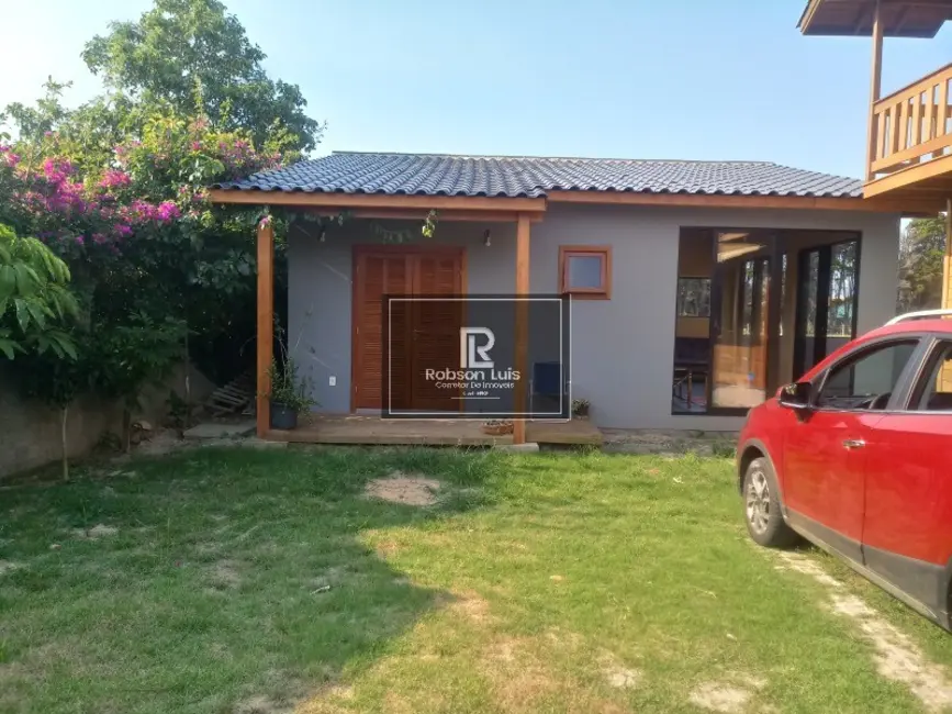 Foto 3 de Casa com 3 quartos à venda, 153m2 em Florianopolis - SC