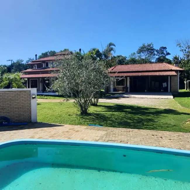 Foto 2 de Casa com 3 quartos à venda, 316m2 em São João do Rio Vermelho, Florianopolis - SC