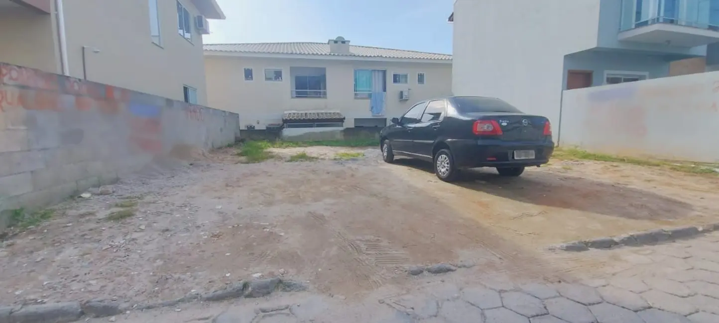 Foto 1 de Terreno / Lote à venda, 130m2 em Florianopolis - SC