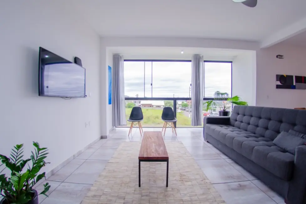 Casa com 6 quartos à venda, 249m2 em Florianopolis - SC - imagem 5 Foto 5 de Casa com 6 quartos à venda, 249m2 em Florianopolis - SC