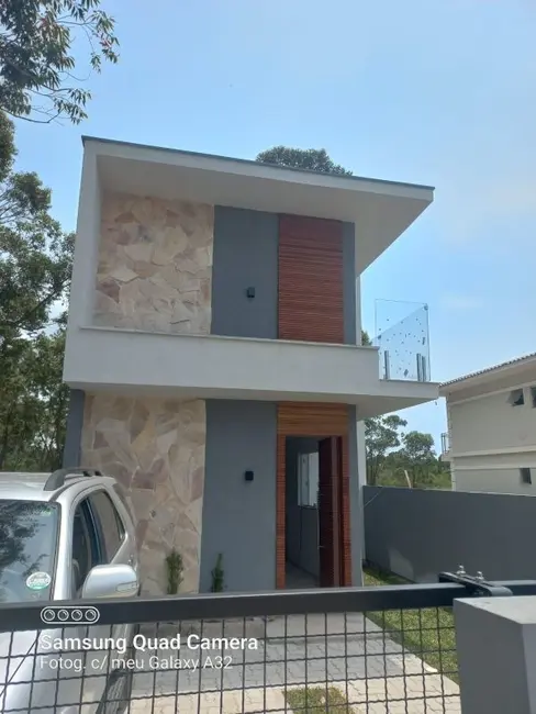 Casa com 2 quartos à venda, 86m2 em Florianopolis - SC - imagem 3 Foto 3 de Casa com 2 quartos à venda, 86m2 em Florianopolis - SC