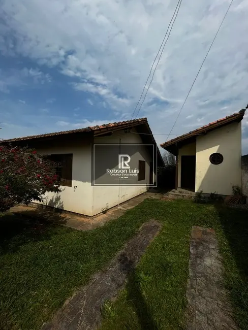 Foto 1 de Casa com 3 quartos à venda, 150m2 em São João do Rio Vermelho, Florianopolis - SC