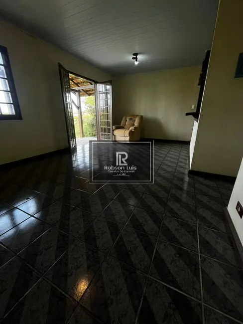 Foto 3 de Casa com 3 quartos à venda, 150m2 em São João do Rio Vermelho, Florianopolis - SC