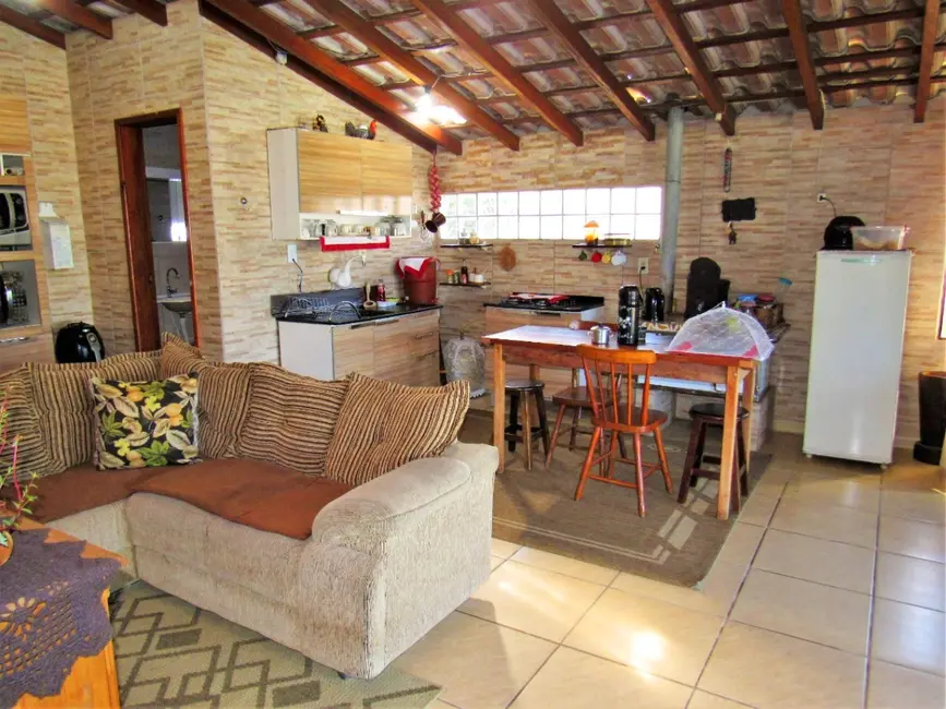 Casa com 5 quartos à venda, 230m2 em São João do Rio Vermelho, Florianopolis - SC - imagem 7 Foto 7 de Casa com 5 quartos à venda, 230m2 em São João do Rio Vermelho, Florianopolis - SC