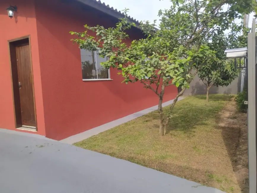 Casa com 4 quartos à venda, 150m2 em Florianopolis - SC - imagem 6 Foto 6 de Casa com 4 quartos à venda, 150m2 em Florianopolis - SC