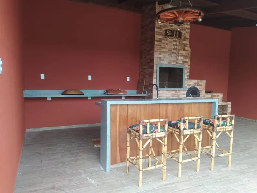 Casa com 4 quartos à venda, 150m2 em Florianopolis - SC - imagem 9 Foto 9 de Casa com 4 quartos à venda, 150m2 em Florianopolis - SC