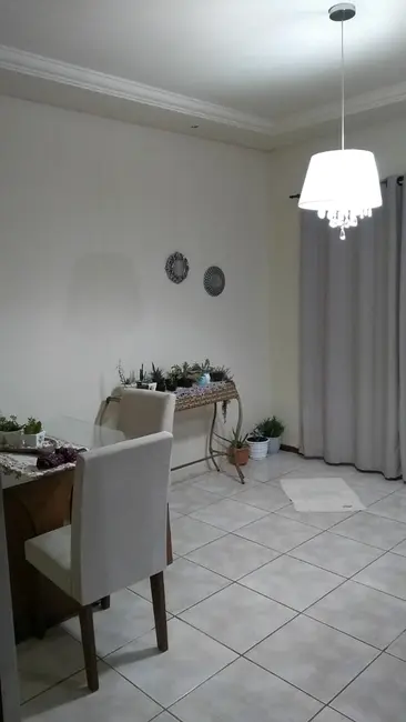 Casa com 5 quartos à venda, 200m2 em Florianopolis - SC - imagem 4 Foto 4 de Casa com 5 quartos à venda, 200m2 em Florianopolis - SC