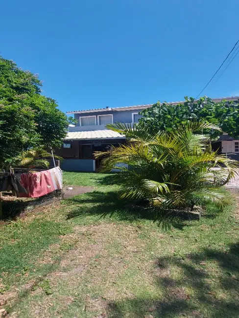 Casa com 5 quartos à venda, 120m2 em Florianopolis - SC - imagem 5 Foto 5 de Casa com 5 quartos à venda, 120m2 em Florianopolis - SC