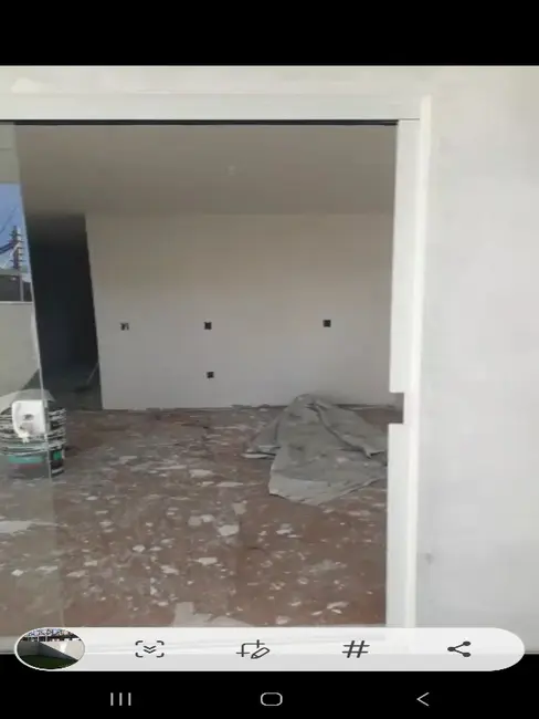 Casa com 4 quartos à venda, 141m2 em Florianopolis - SC - imagem 2 Foto 2 de Casa com 4 quartos à venda, 141m2 em Florianopolis - SC