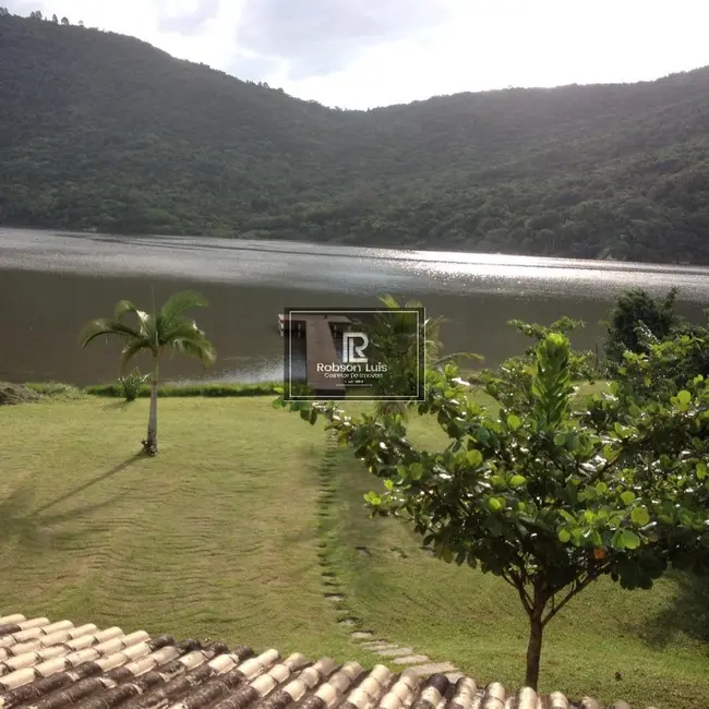 Casa com 4 quartos à venda, 2200m2 em Florianopolis - SC - imagem 8 Foto 8 de Casa com 4 quartos à venda, 2200m2 em Florianopolis - SC