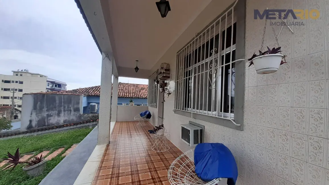 Foto 1 de Casa com 3 quartos à venda, 624m2 em Vila Valqueire, Rio De Janeiro - RJ