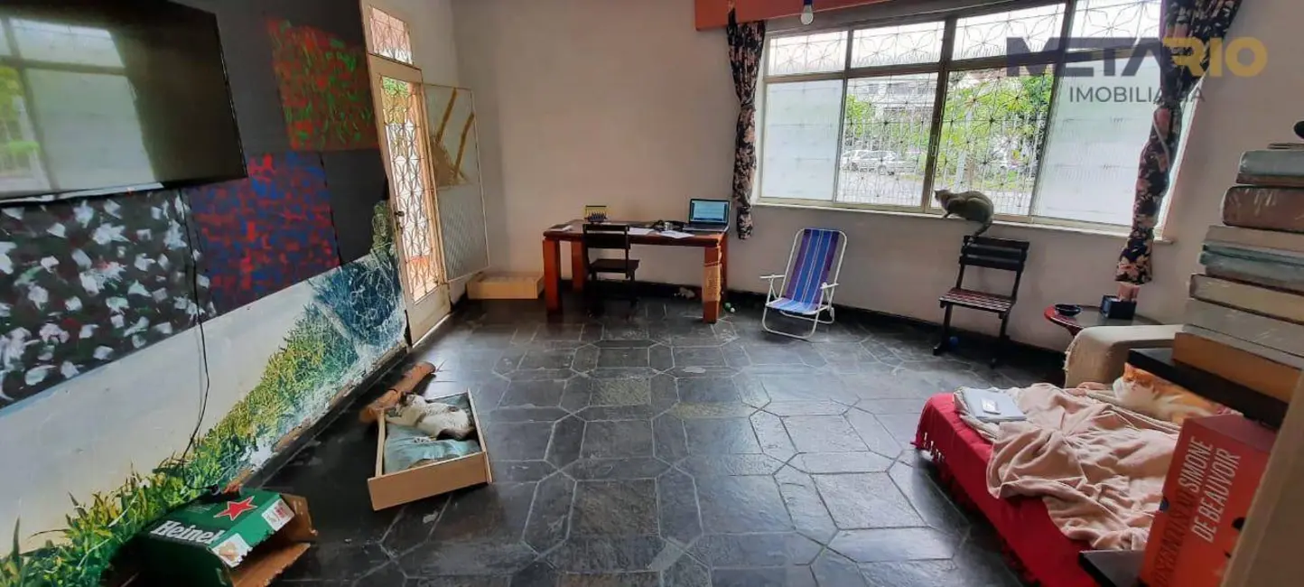 Casa com 3 quartos à venda, 430m2 em Vila Valqueire, Rio De Janeiro - RJ - imagem 6 Foto 6 de Casa com 3 quartos à venda, 430m2 em Vila Valqueire, Rio De Janeiro - RJ