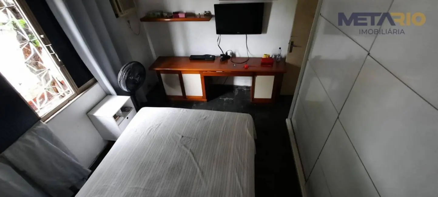 Casa com 3 quartos à venda, 430m2 em Vila Valqueire, Rio De Janeiro - RJ - imagem 8 Foto 8 de Casa com 3 quartos à venda, 430m2 em Vila Valqueire, Rio De Janeiro - RJ