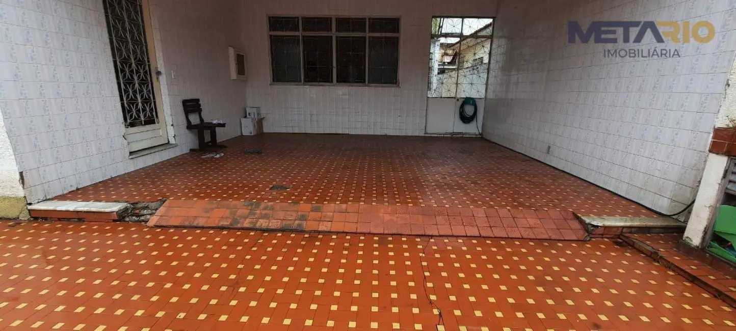 Foto 1 de Casa com 3 quartos à venda, 430m2 em Vila Valqueire, Rio De Janeiro - RJ