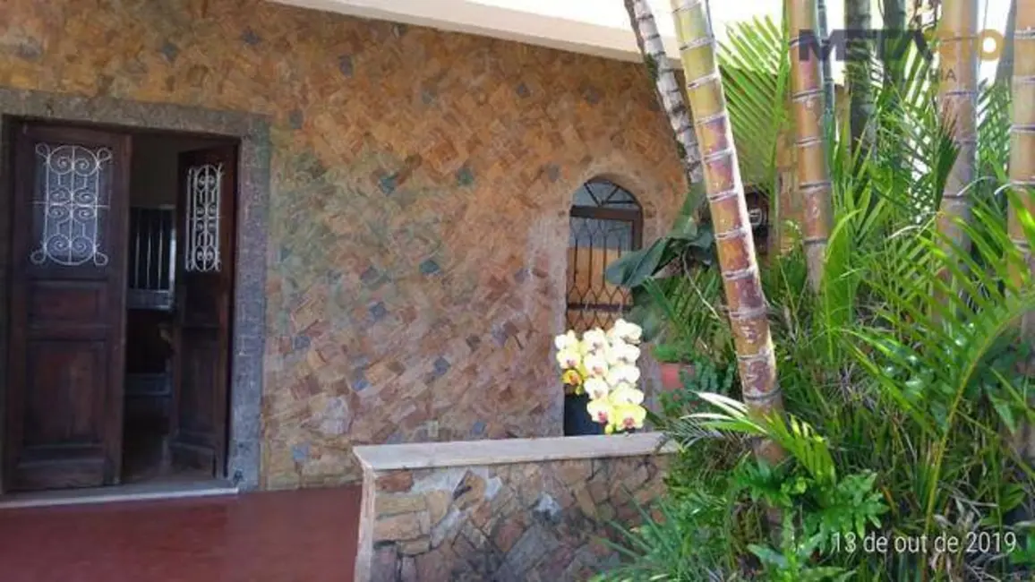 Casa com 3 quartos à venda, 500m2 em Vila Valqueire, Rio De Janeiro - RJ - imagem 4 Foto 4 de Casa com 3 quartos à venda, 500m2 em Vila Valqueire, Rio De Janeiro - RJ