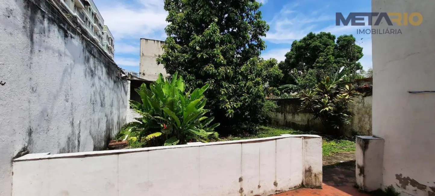 Casa com 3 quartos à venda, 500m2 em Vila Valqueire, Rio De Janeiro - RJ - imagem 7 Foto 7 de Casa com 3 quartos à venda, 500m2 em Vila Valqueire, Rio De Janeiro - RJ