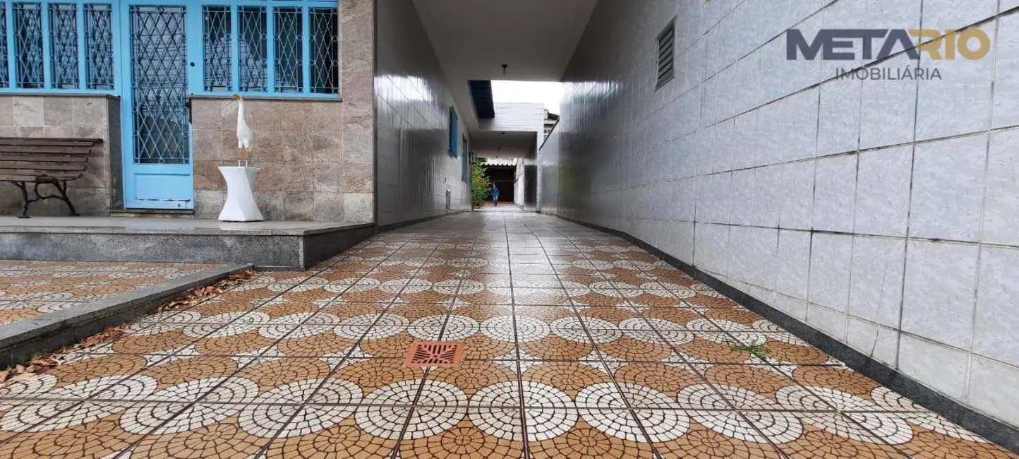 Casa de Condomínio com 3 quartos à venda, 600m2 em Vila Valqueire, Rio De Janeiro - RJ - imagem 4 Foto 4 de Casa de Condomínio com 3 quartos à venda, 600m2 em Vila Valqueire, Rio De Janeiro - RJ