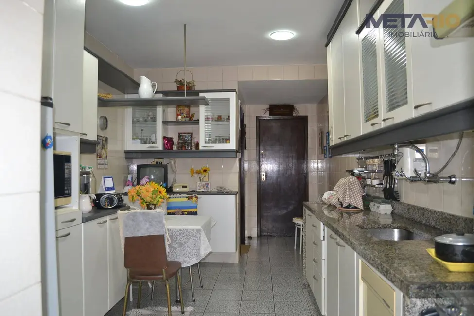 Apartamento com 3 quartos à venda, 100m2 em Vila Valqueire, Rio De Janeiro - RJ - imagem 4 Foto 4 de Apartamento com 3 quartos à venda, 100m2 em Vila Valqueire, Rio De Janeiro - RJ