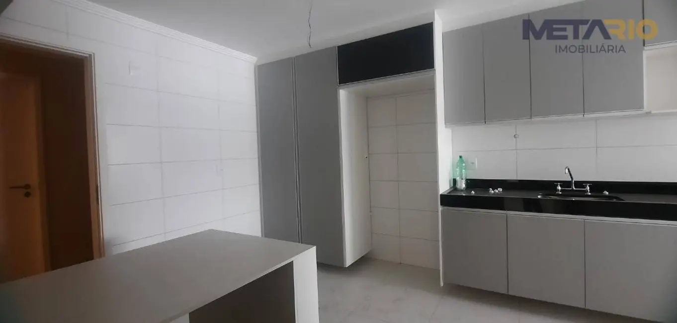 Apartamento com 3 quartos à venda, 125m2 em Vila Valqueire, Rio De Janeiro - RJ - imagem 3 Foto 3 de Apartamento com 3 quartos à venda, 125m2 em Vila Valqueire, Rio De Janeiro - RJ