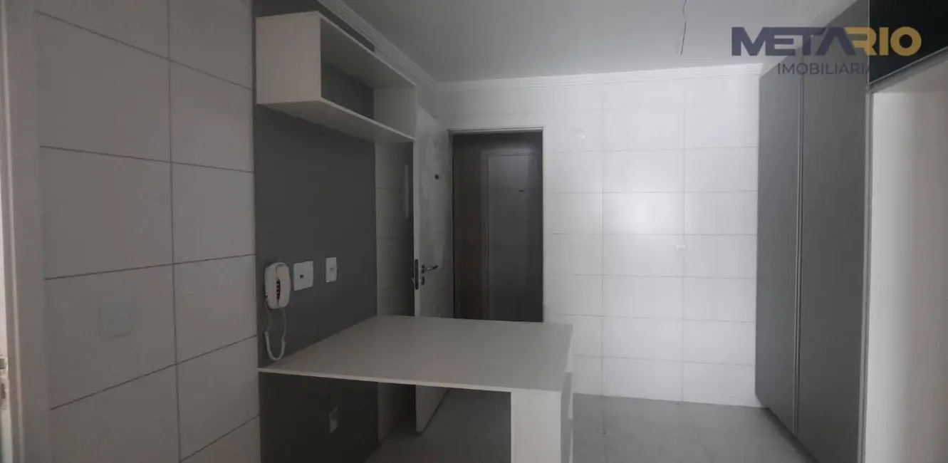 Apartamento com 3 quartos à venda, 125m2 em Vila Valqueire, Rio De Janeiro - RJ - imagem 7 Foto 7 de Apartamento com 3 quartos à venda, 125m2 em Vila Valqueire, Rio De Janeiro - RJ