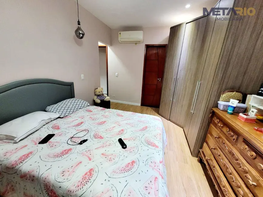 Casa com 4 quartos à venda, 360m2 em Vila Valqueire, Rio De Janeiro - RJ - imagem 7 Foto 7 de Casa com 4 quartos à venda, 360m2 em Vila Valqueire, Rio De Janeiro - RJ