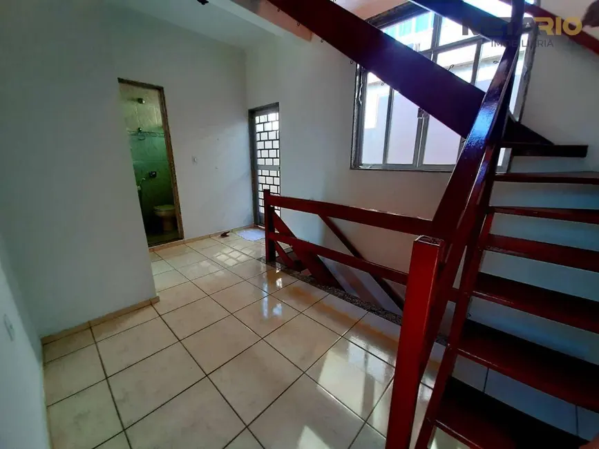 Casa com 3 quartos à venda, 150m2 em Vila Valqueire, Rio De Janeiro - RJ - imagem 9 Foto 9 de Casa com 3 quartos à venda, 150m2 em Vila Valqueire, Rio De Janeiro - RJ