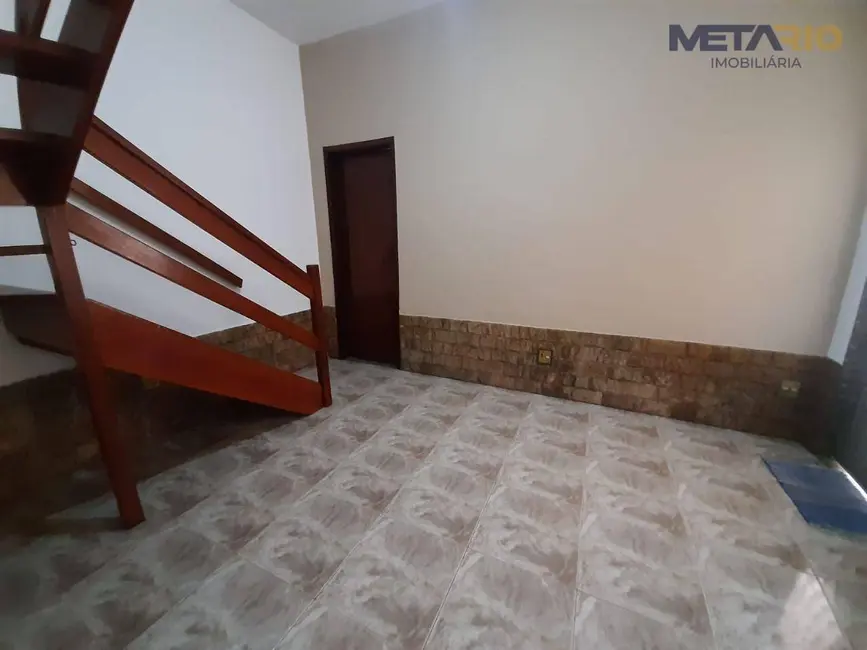 Casa com 3 quartos à venda, 150m2 em Vila Valqueire, Rio De Janeiro - RJ - imagem 4 Foto 4 de Casa com 3 quartos à venda, 150m2 em Vila Valqueire, Rio De Janeiro - RJ
