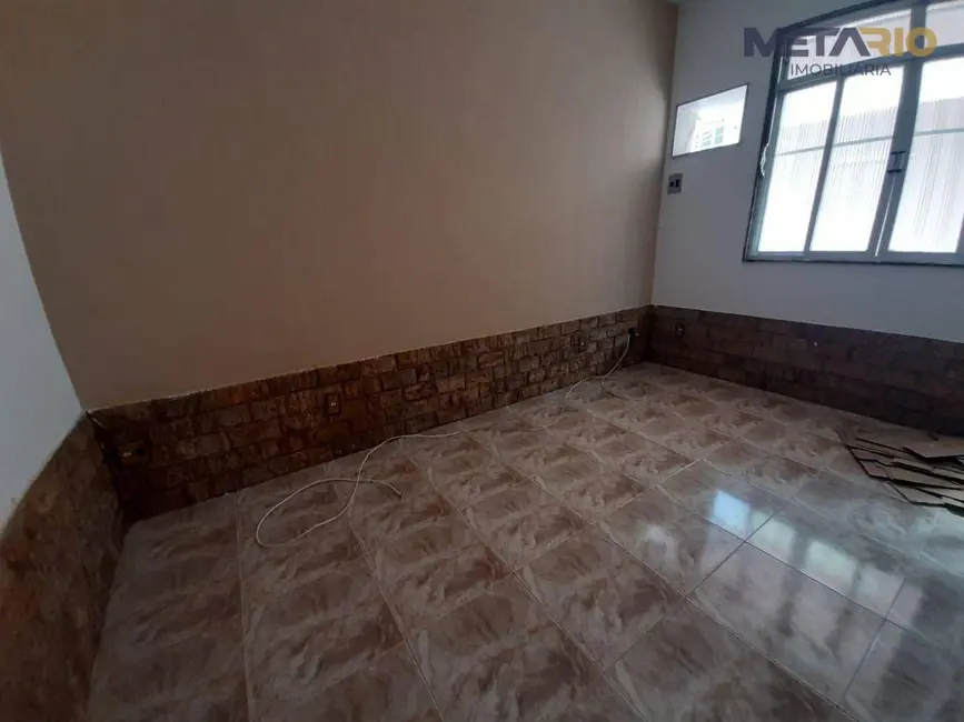 Casa com 3 quartos à venda, 150m2 em Vila Valqueire, Rio De Janeiro - RJ - imagem 3 Foto 3 de Casa com 3 quartos à venda, 150m2 em Vila Valqueire, Rio De Janeiro - RJ