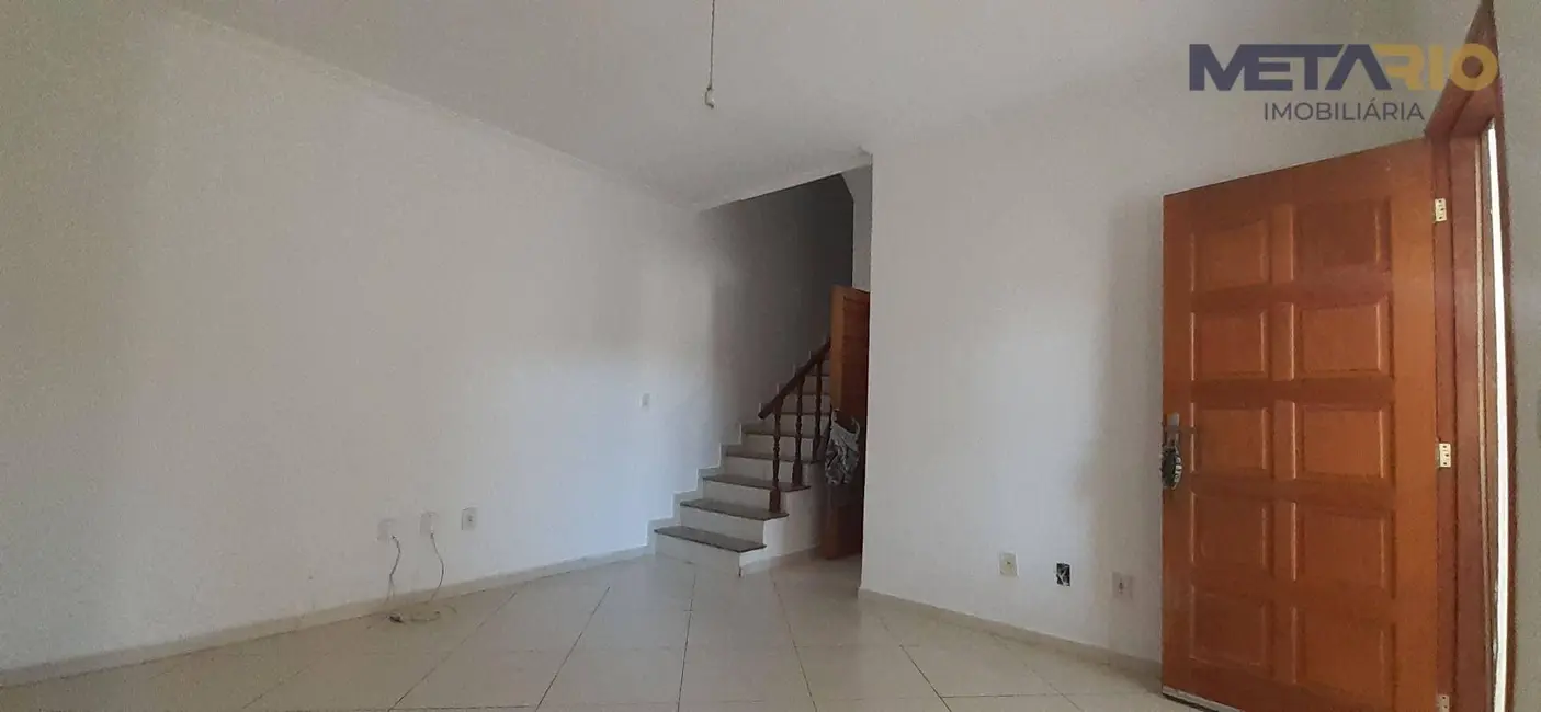 Casa com 2 quartos à venda, 126m2 em Vila Valqueire, Rio De Janeiro - RJ - imagem 4 Foto 4 de Casa com 2 quartos à venda, 126m2 em Vila Valqueire, Rio De Janeiro - RJ