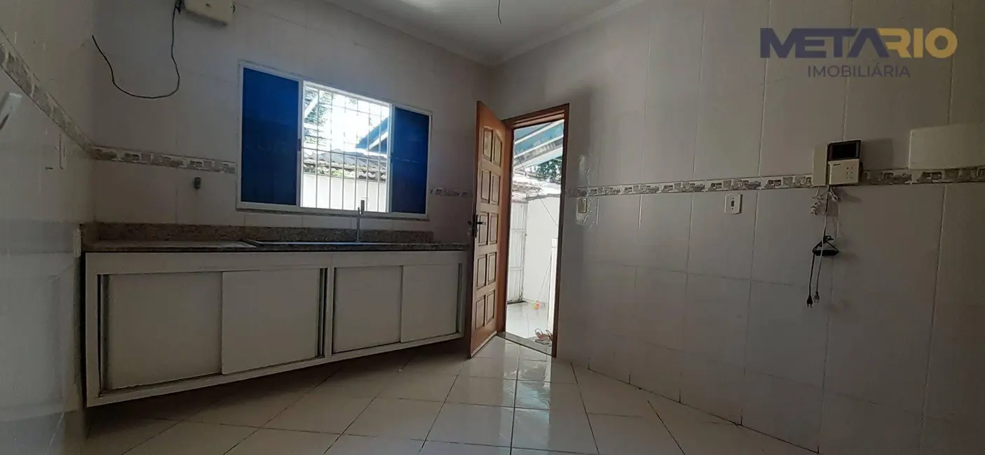 Casa com 2 quartos à venda, 126m2 em Vila Valqueire, Rio De Janeiro - RJ - imagem 6 Foto 6 de Casa com 2 quartos à venda, 126m2 em Vila Valqueire, Rio De Janeiro - RJ