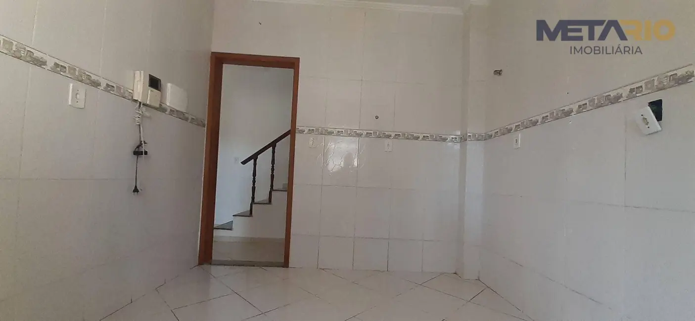 Casa com 2 quartos à venda, 126m2 em Vila Valqueire, Rio De Janeiro - RJ - imagem 5 Foto 5 de Casa com 2 quartos à venda, 126m2 em Vila Valqueire, Rio De Janeiro - RJ