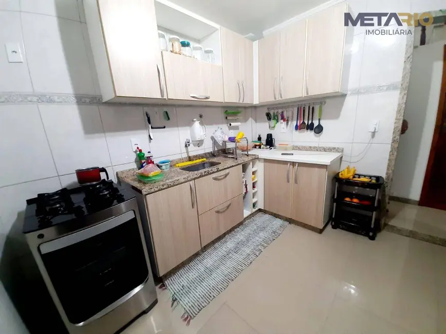 Casa com 2 quartos à venda, 120m2 em Vila Valqueire, Rio De Janeiro - RJ - imagem 3 Foto 3 de Casa com 2 quartos à venda, 120m2 em Vila Valqueire, Rio De Janeiro - RJ