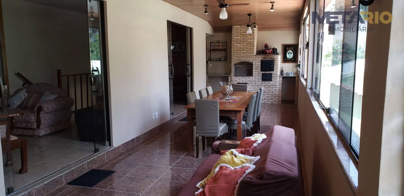 Casa de Condomínio com 3 quartos à venda, 500m2 em Vila Valqueire, Rio De Janeiro - RJ - imagem 8 Foto 8 de Casa de Condomínio com 3 quartos à venda, 500m2 em Vila Valqueire, Rio De Janeiro - RJ