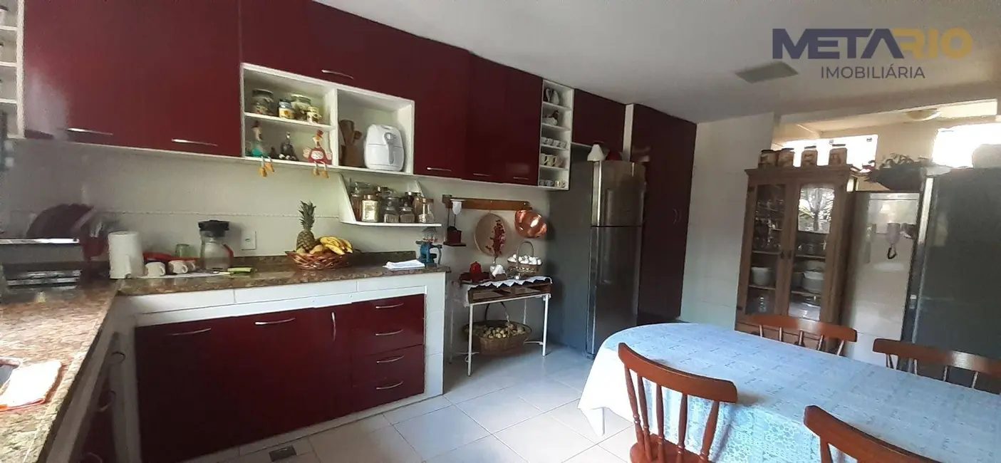 Casa de Condomínio com 3 quartos à venda, 197m2 em Vila Valqueire, Rio De Janeiro - RJ - imagem 9 Foto 9 de Casa de Condomínio com 3 quartos à venda, 197m2 em Vila Valqueire, Rio De Janeiro - RJ