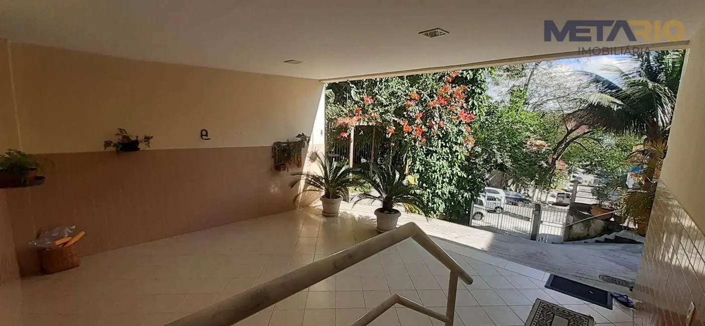 Casa de Condomínio com 3 quartos à venda, 197m2 em Vila Valqueire, Rio De Janeiro - RJ - imagem 6 Foto 6 de Casa de Condomínio com 3 quartos à venda, 197m2 em Vila Valqueire, Rio De Janeiro - RJ