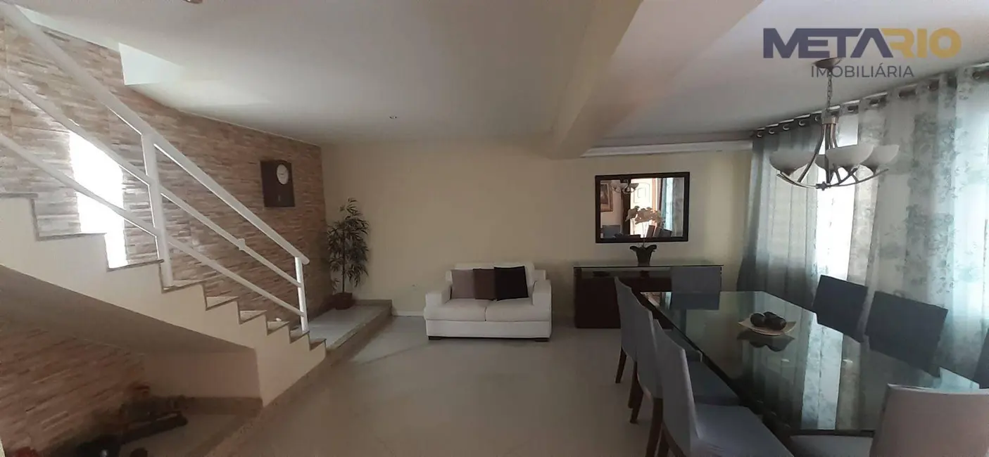 Foto 2 de Casa de Condomínio com 3 quartos à venda, 197m2 em Vila Valqueire, Rio De Janeiro - RJ