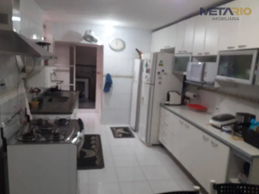 Foto 8 de Casa de Condomínio com 3 quartos à venda, 160m2 em Marechal Hermes, Rio De Janeiro - RJ