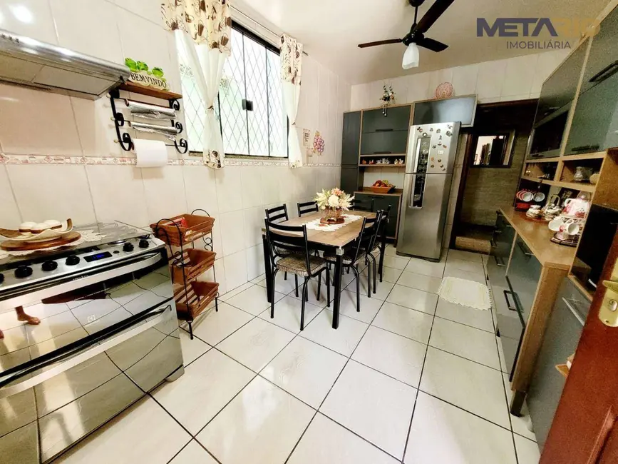 Casa de Condomínio com 4 quartos à venda, 480m2 em Vila Valqueire, Rio De Janeiro - RJ - imagem 6 Foto 6 de Casa de Condomínio com 4 quartos à venda, 480m2 em Vila Valqueire, Rio De Janeiro - RJ