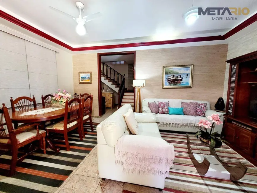 Casa de Condomínio com 4 quartos à venda, 480m2 em Vila Valqueire, Rio De Janeiro - RJ - imagem 4 Foto 4 de Casa de Condomínio com 4 quartos à venda, 480m2 em Vila Valqueire, Rio De Janeiro - RJ