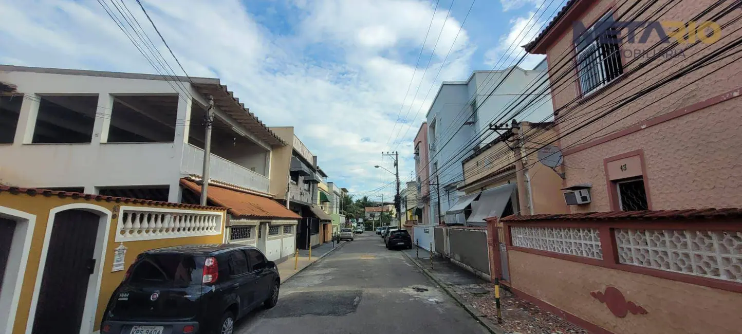 Casa de Condomínio com 4 quartos à venda, 250m2 em Bento Ribeiro, Rio De Janeiro - RJ - imagem 3 Foto 3 de Casa de Condomínio com 4 quartos à venda, 250m2 em Bento Ribeiro, Rio De Janeiro - RJ
