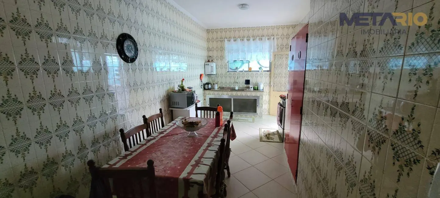 Casa de Condomínio com 4 quartos à venda, 250m2 em Bento Ribeiro, Rio De Janeiro - RJ - imagem 9 Foto 9 de Casa de Condomínio com 4 quartos à venda, 250m2 em Bento Ribeiro, Rio De Janeiro - RJ