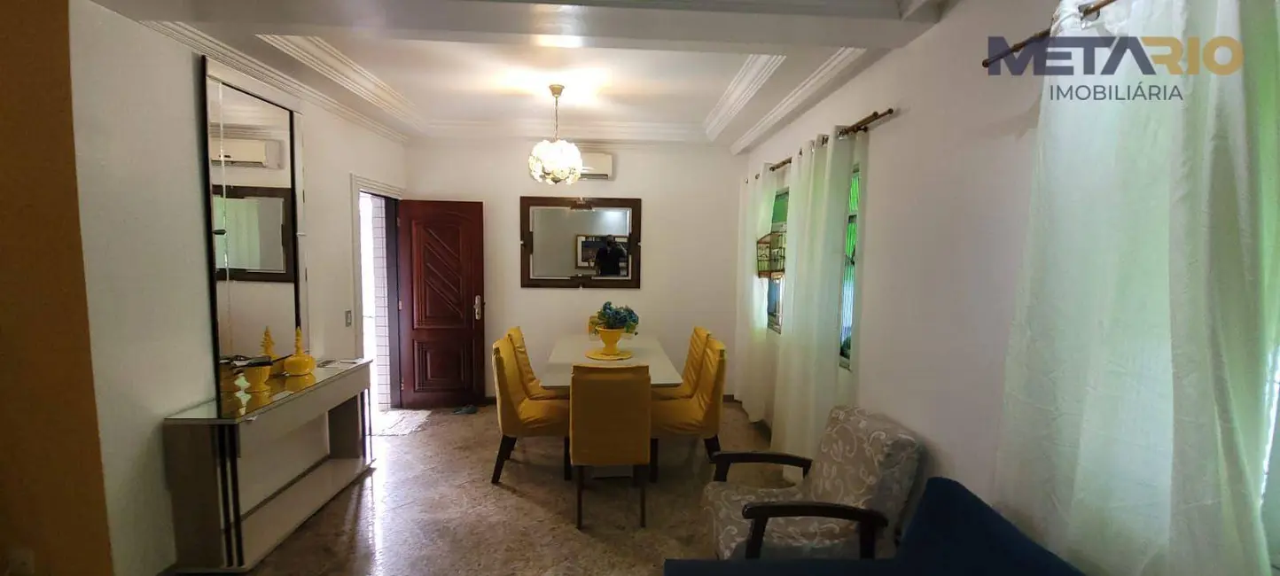 Casa de Condomínio com 4 quartos à venda, 500m2 em Vila Valqueire, Rio De Janeiro - RJ - imagem 9 Foto 9 de Casa de Condomínio com 4 quartos à venda, 500m2 em Vila Valqueire, Rio De Janeiro - RJ