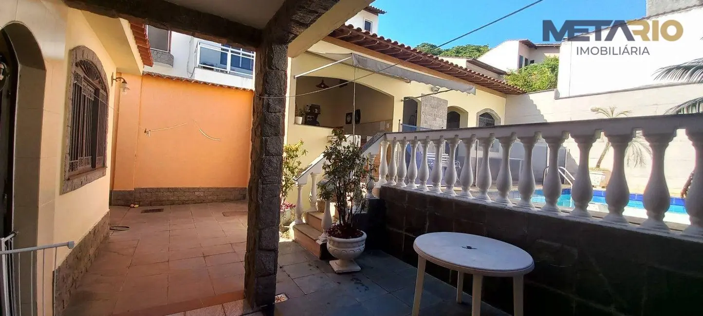 Casa de Condomínio com 4 quartos à venda, 350m2 em Vila Valqueire, Rio De Janeiro - RJ - imagem 4 Foto 4 de Casa de Condomínio com 4 quartos à venda, 350m2 em Vila Valqueire, Rio De Janeiro - RJ