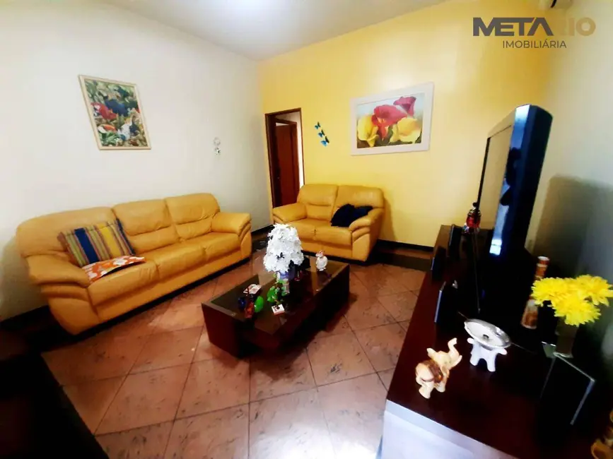 Casa de Condomínio com 3 quartos à venda, 238m2 em Oswaldo Cruz, Rio De Janeiro - RJ - imagem 3 Foto 3 de Casa de Condomínio com 3 quartos à venda, 238m2 em Oswaldo Cruz, Rio De Janeiro - RJ