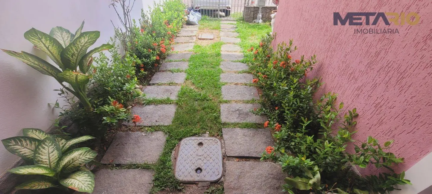 Casa de Condomínio com 4 quartos à venda, 250m2 em Vila Valqueire, Rio De Janeiro - RJ - imagem 9 Foto 9 de Casa de Condomínio com 4 quartos à venda, 250m2 em Vila Valqueire, Rio De Janeiro - RJ