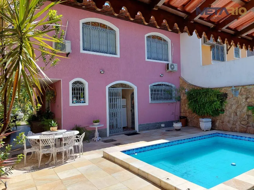 Casa de Condomínio com 4 quartos à venda, 250m2 em Vila Valqueire, Rio De Janeiro - RJ - imagem 8 Foto 8 de Casa de Condomínio com 4 quartos à venda, 250m2 em Vila Valqueire, Rio De Janeiro - RJ