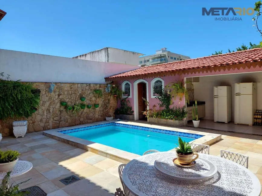 Casa de Condomínio com 4 quartos à venda, 250m2 em Vila Valqueire, Rio De Janeiro - RJ - imagem 5 Foto 5 de Casa de Condomínio com 4 quartos à venda, 250m2 em Vila Valqueire, Rio De Janeiro - RJ