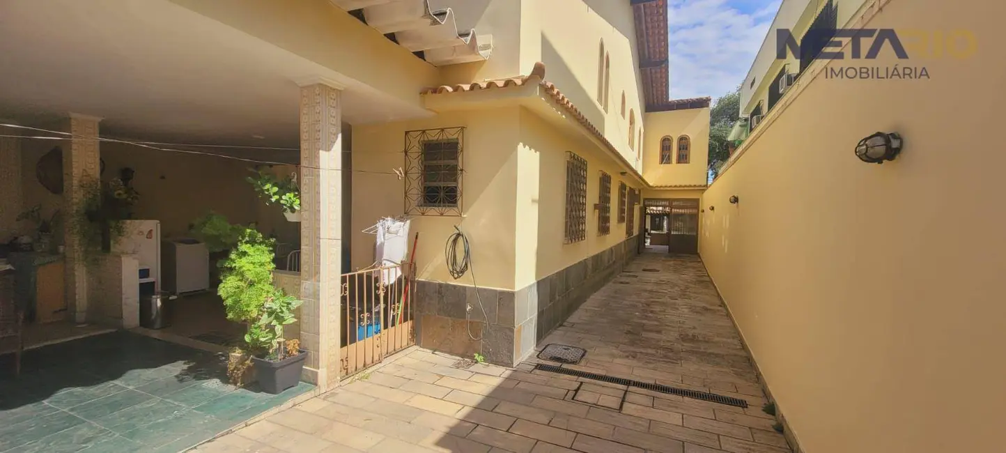 Casa de Condomínio com 4 quartos à venda, 500m2 em Vila Valqueire, Rio De Janeiro - RJ - imagem 6 Foto 6 de Casa de Condomínio com 4 quartos à venda, 500m2 em Vila Valqueire, Rio De Janeiro - RJ