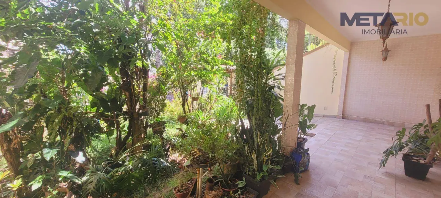 Casa de Condomínio com 4 quartos à venda, 500m2 em Vila Valqueire, Rio De Janeiro - RJ - imagem 4 Foto 4 de Casa de Condomínio com 4 quartos à venda, 500m2 em Vila Valqueire, Rio De Janeiro - RJ