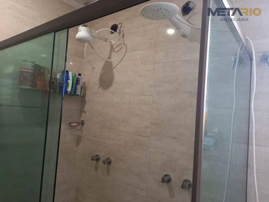 Casa com 2 quartos à venda, 280m2 em Bento Ribeiro, Rio De Janeiro - RJ - imagem 6 Foto 6 de Casa com 2 quartos à venda, 280m2 em Bento Ribeiro, Rio De Janeiro - RJ